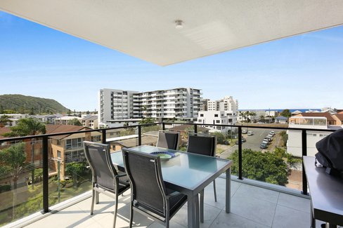 502/14 Twenty Eighth Avenue, Palm Beach QLD 4221