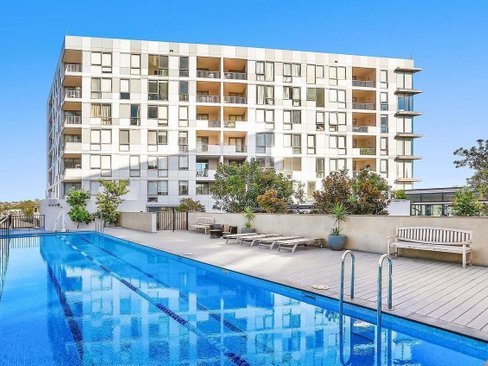 504/12 Brodie Spark Drive, WOLLI CREEK NSW 2205