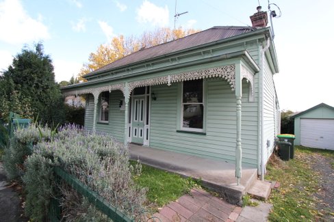 506 Bond Street, GOLDEN POINT VIC 3350