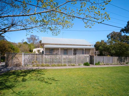 506 Chisholm Street Black Hill 3350