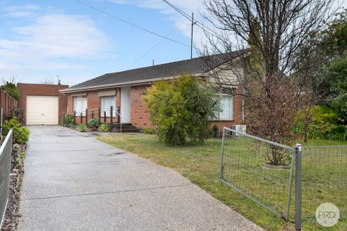 506 Gillies Street North, WENDOUREE VIC 3355