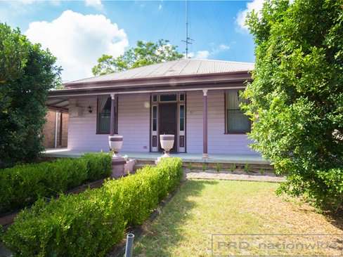 51 Belmore Road, LORN NSW 2320