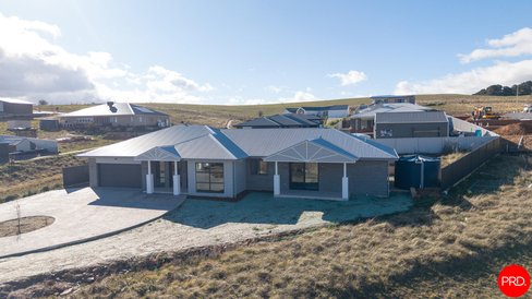 51 Birchfield Drive, BUNGENDORE NSW 2621