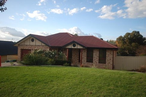 51 Bourkelands Drive, BOURKELANDS NSW 2650