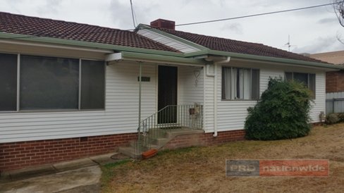 51 Clarke Street, TUMUT NSW 2720