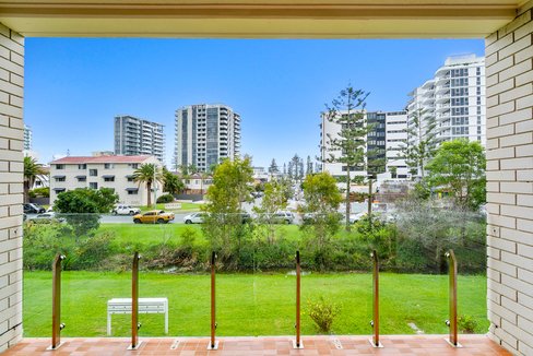 5/1 Coolangatta Road, COOLANGATTA QLD 4225