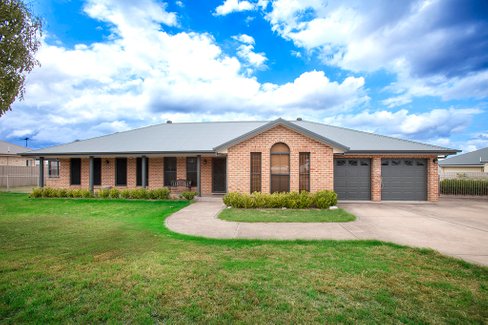 51 Dunmore Road, LARGS NSW 2320