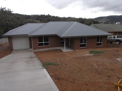 51 Elphick Street, TUMUT NSW 2720