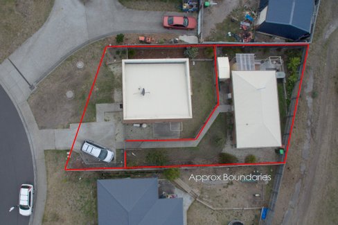 51 Emmaline Court, ROKEBY TAS 7019