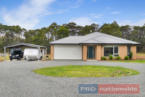 51 Inglewood Drive, ENFIELD VIC 3352