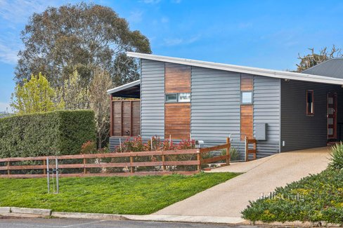 51 Jamieson Street Daylesford 3460