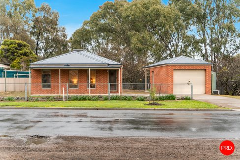 51 Neil Street, KANGAROO FLAT VIC 3555