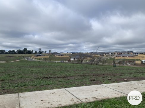 51 Sundance Boulevard, WINTER VALLEY VIC 3358