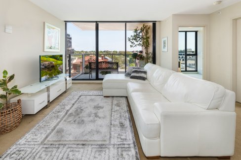 510 377 Burwood Road Hawthorn 3122