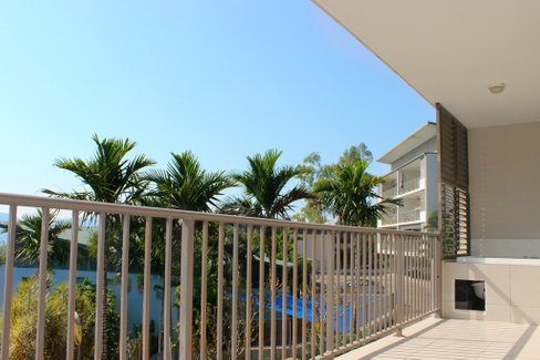 51/3 Deloraine close 'Delorvue Apartments', CANNONVALE QLD 4802