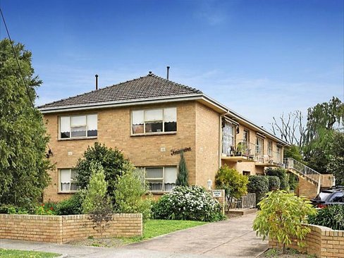 5 13 Scheele Street Surrey Hills 3127