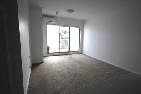 513/30-34 Chamberlain Street, CAMPBELLTOWN NSW 2560