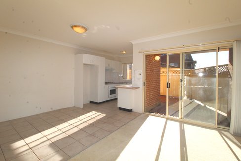 5/16-18 Arcadia Street, PENSHURST NSW 2222