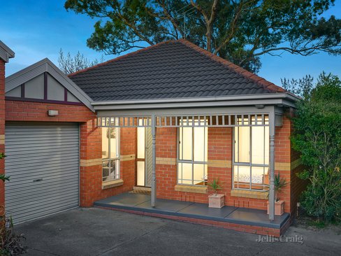 5/18 Anama Street Greensborough 3088