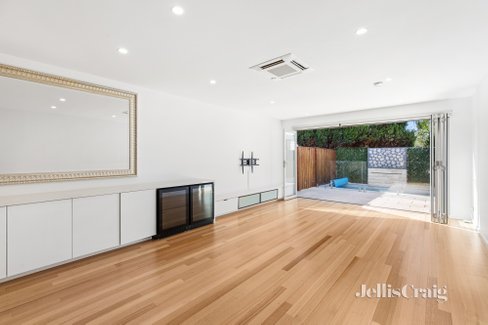 51A Fraser St  Richmond 3121