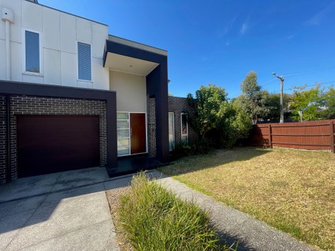 51A Peter Street  Box Hill North 3129