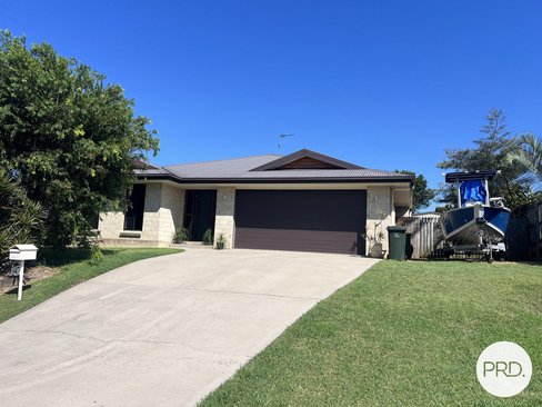 52 Bauhinia Street, BOYNE ISLAND QLD 4680