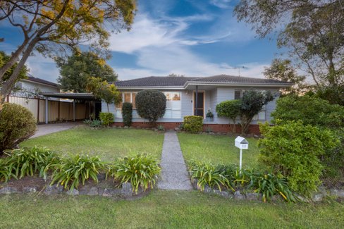 52 Goldingham, TENAMBIT NSW 2323