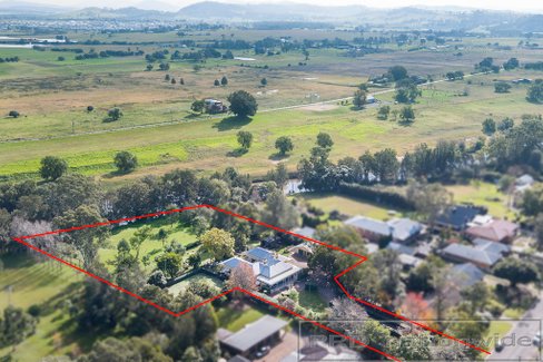 52 Kensington Road, BOLWARRA NSW 2320