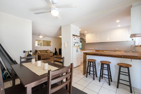 5/2 Nagel Avenue, MIAMI QLD 4220
