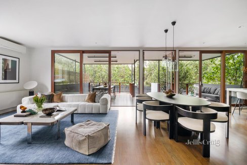 52 Renwick Street Glen Iris 3146