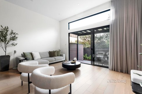 5 202 Mountain View Road Briar Hill 3088