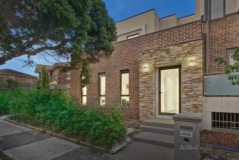 5/215 High Street Templestowe Lower 3107