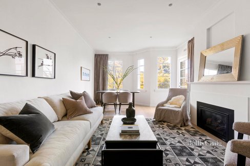 5 246 Albert Street East Melbourne 3002