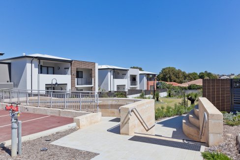 52/7 Durnin Avenue, BEELIAR WA 6164