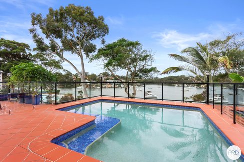 52A Russell Street, OATLEY NSW 2223