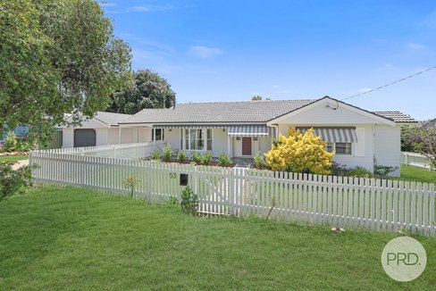 53 Nowland Avenue, QUIRINDI NSW 2343