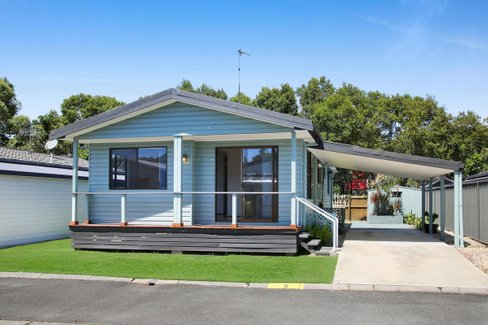 5/3 Township Drive, Burleigh Heads QLD 4220