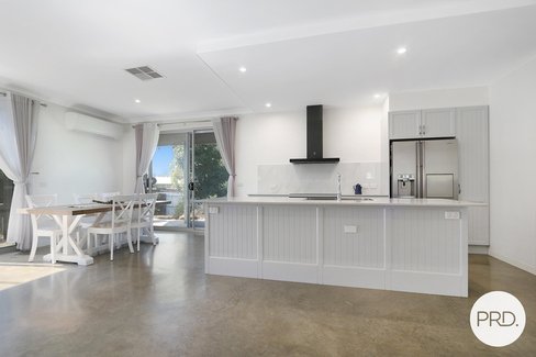 530A Nagle Road, LAVINGTON NSW 2641