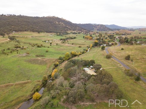 532 Grahamstown Road, ADELONG NSW 2729