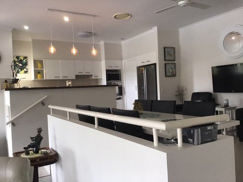 5/36-42 Beachcomber Court, BURLEIGH WATERS QLD 4220