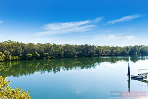 536 Henry Lawson Drive, EAST HILLS NSW 2213