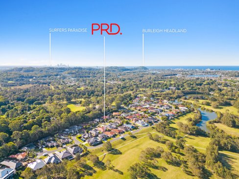 54 Baekea Drive, ELANORA QLD 4221