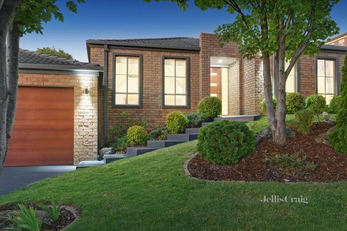 54 Chester Street Lilydale 3140