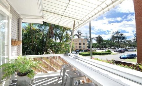 5/4 First Avenue, BURLEIGH HEADS QLD 4220