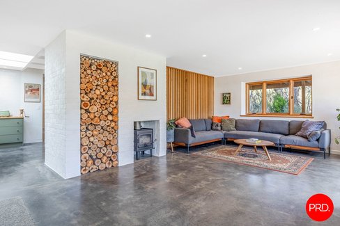 54 Main Street, GORDON VIC 3345