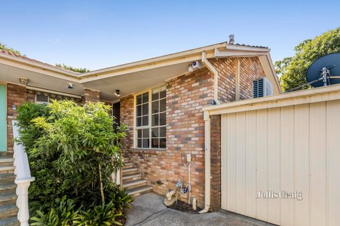 5 4 William Street Ringwood 3134