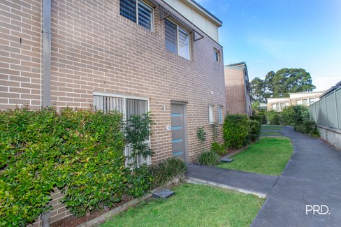 5/400 Glenmore Parkway, Glenmore Park NSW 2745