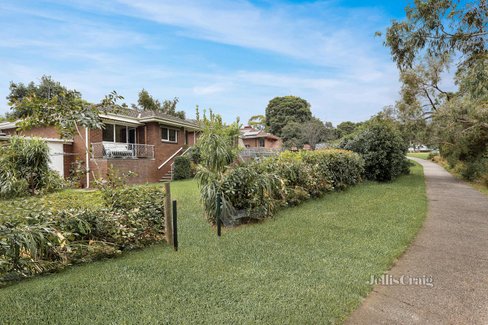 5 439 Waverley Road Mount Waverley 3149