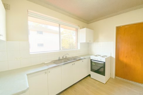 5/49 Castlereagh Street, LIVERPOOL