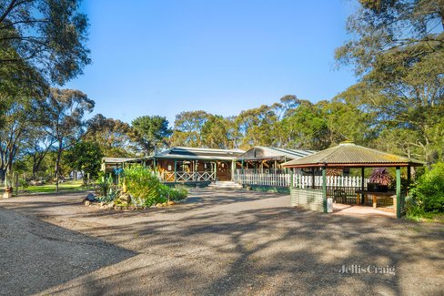55 Acacia Road Dereel 3352